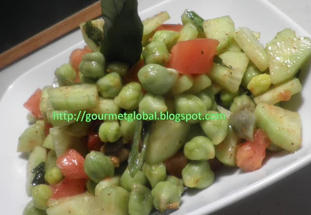 Salată proaspătă de năut indian