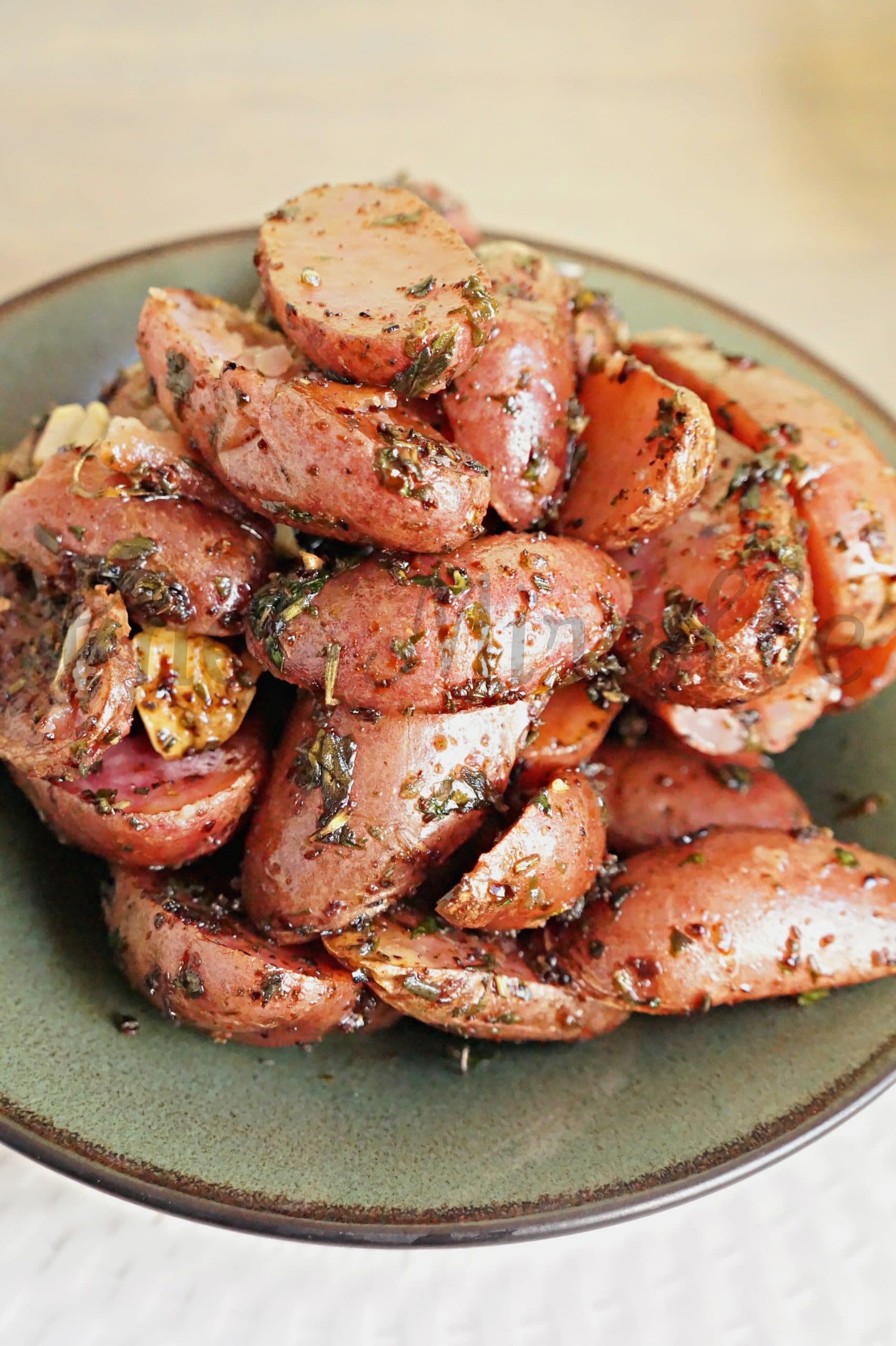 Cartofi copți cu ierburi grecești