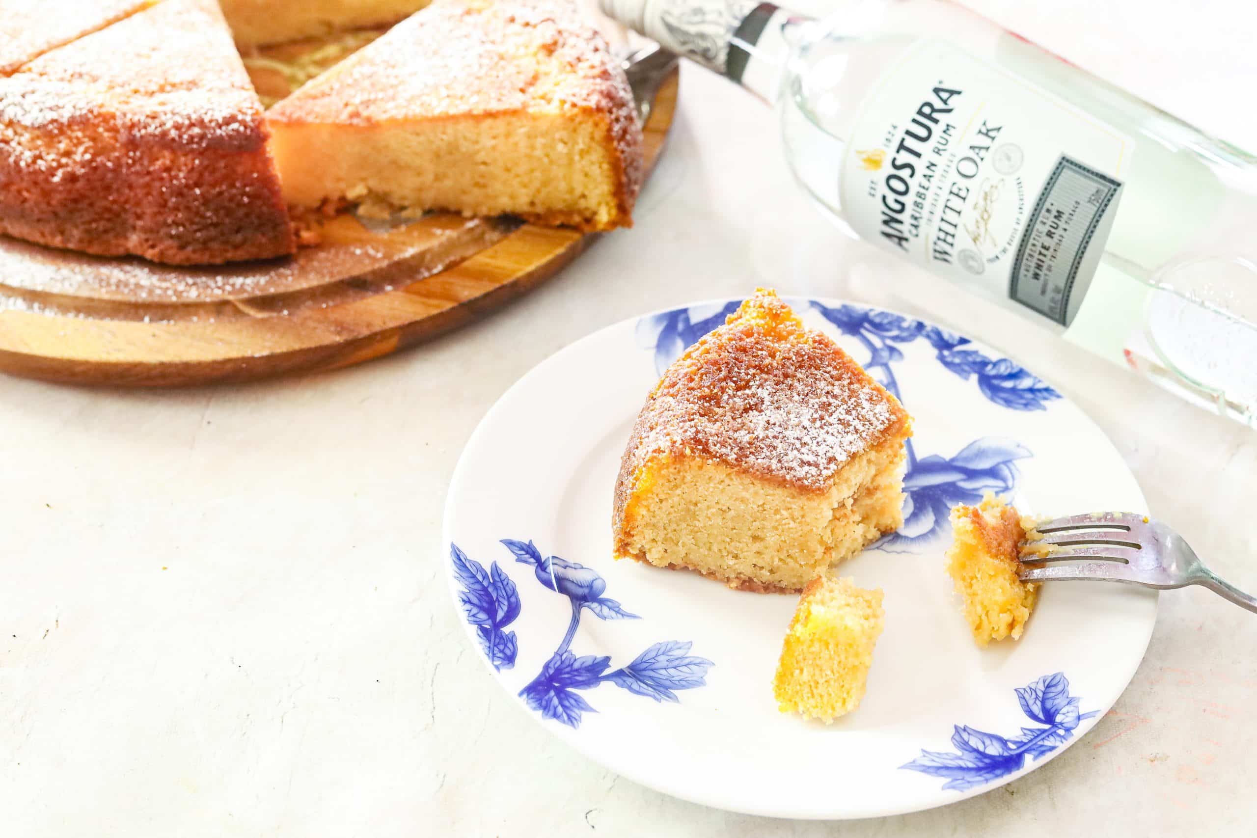 Tort cu rom și nuci