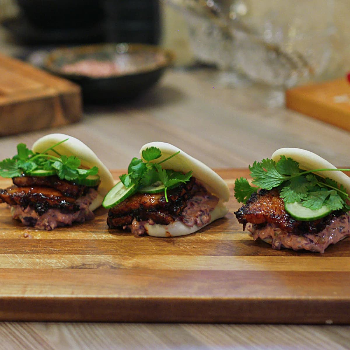 Bune cu carne de porc la abur în stil asiatic