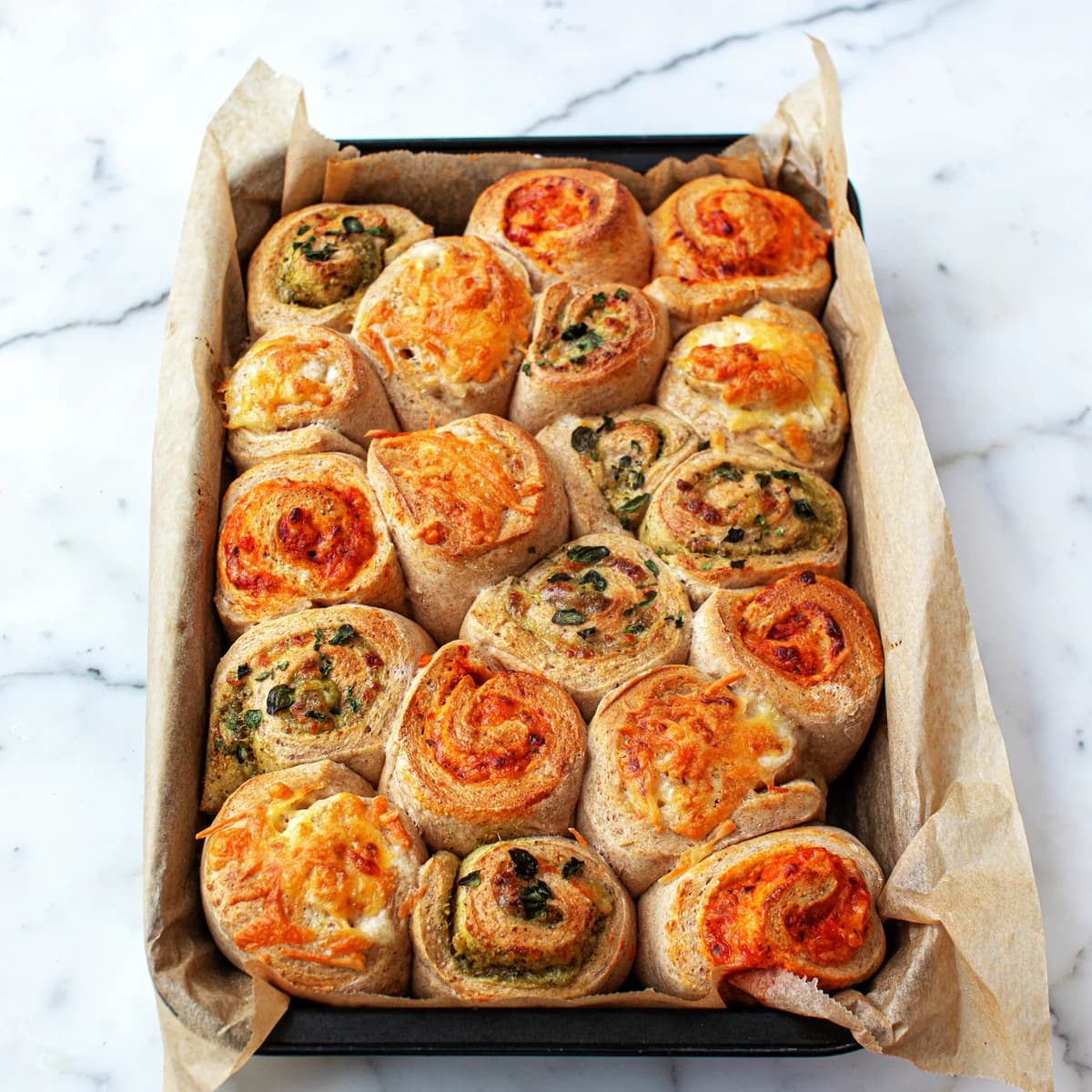 Pâine de pizza în formă de snur