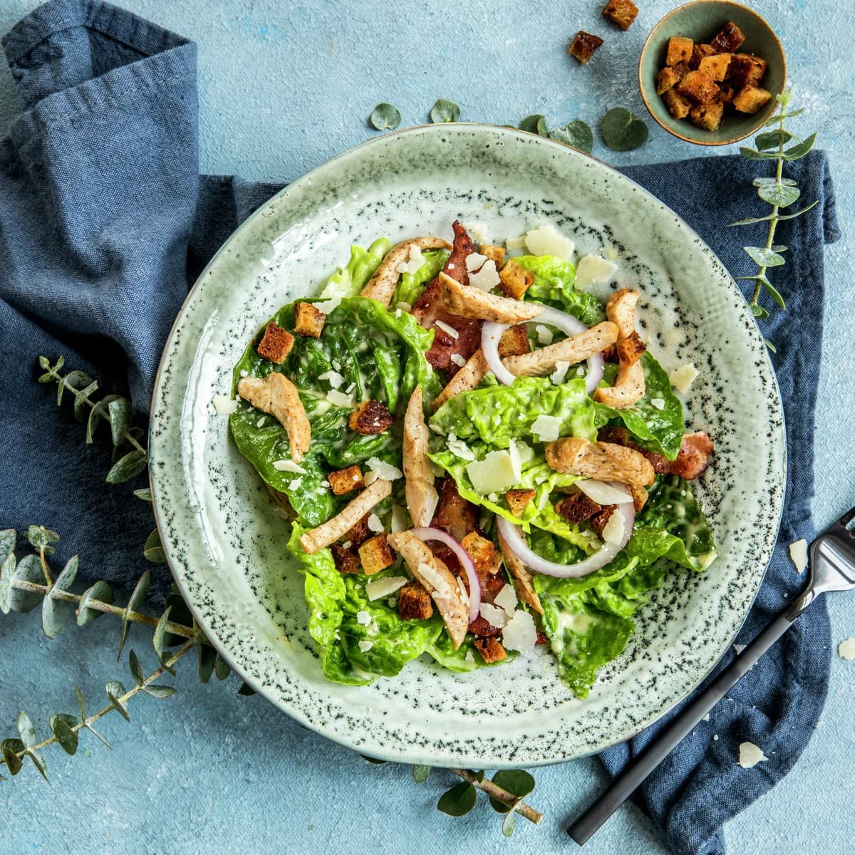 Salată Caesar cu Pui