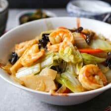 Chukadon (Donburi stil chinezesc)