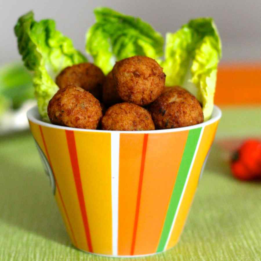 Accras de Morue (Frituri de Cod Sărat)