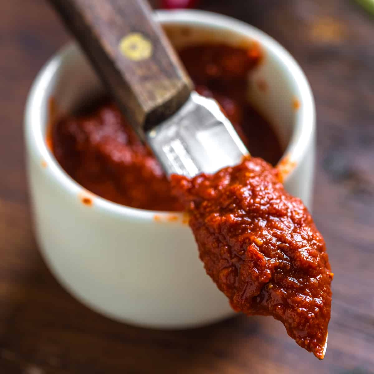Harissa (Pastă de ardei iute nord-africană)
