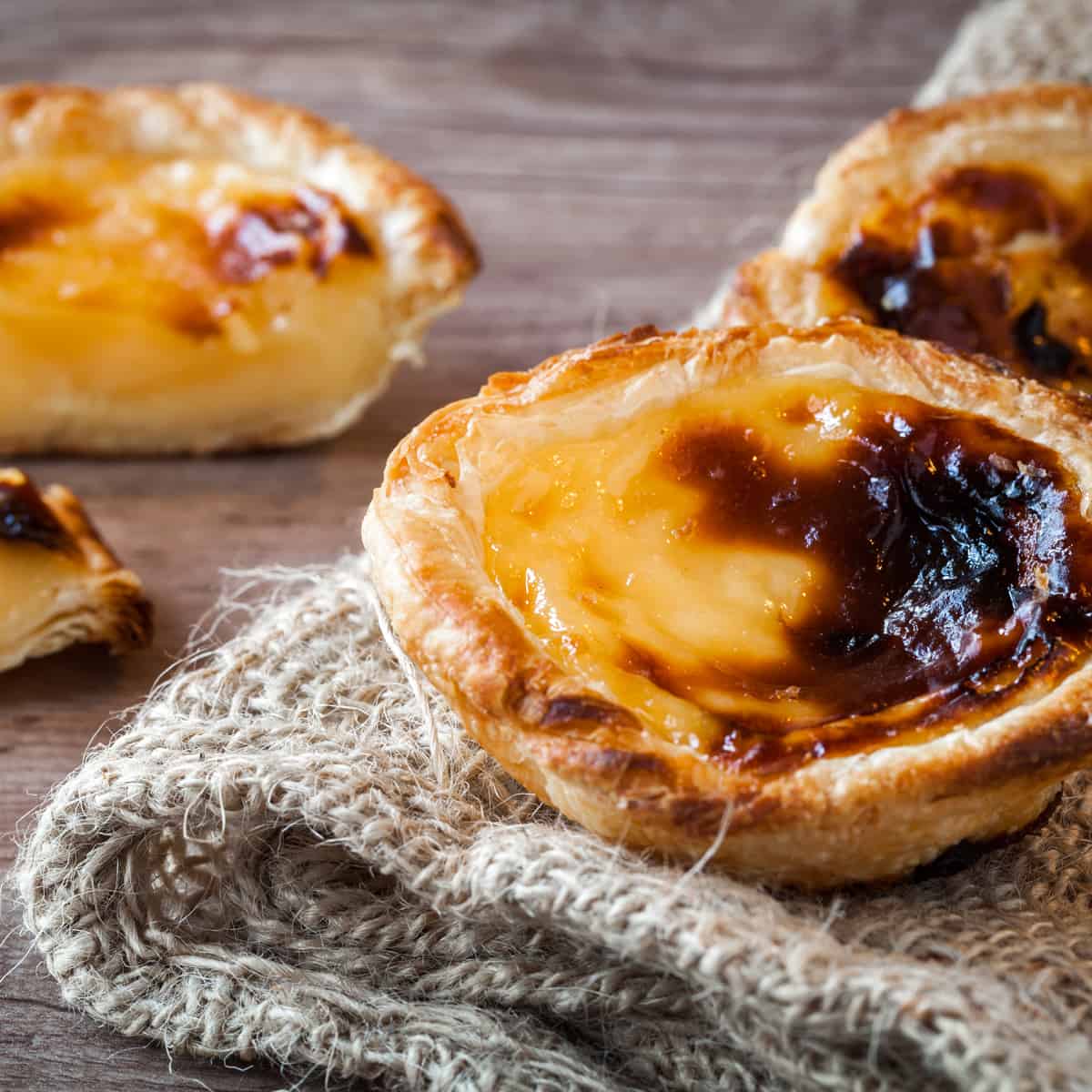 Pastéis de Nata (Tarte cu cremă portugheză)