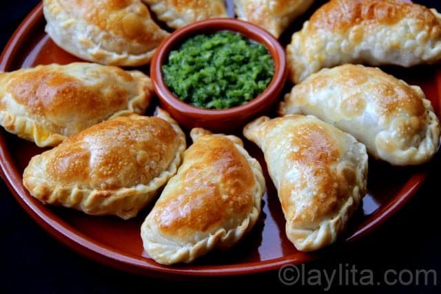 Empanadas cu ciuperci și brânză