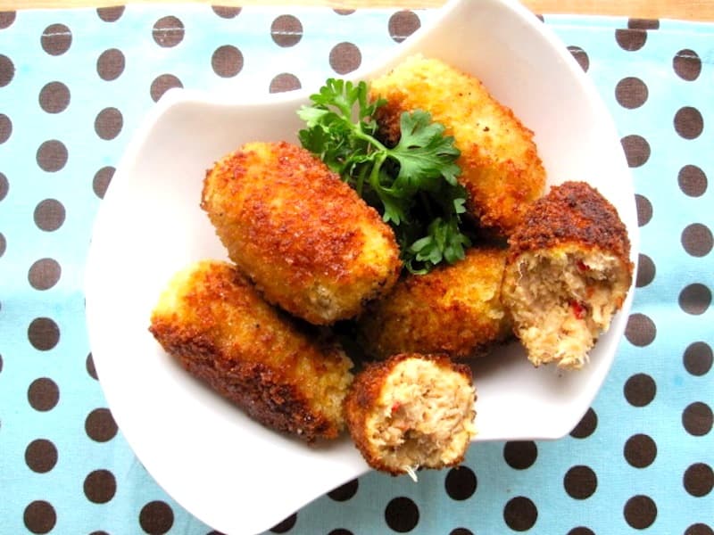 Crochete de Pui (Chicken Croquettes)