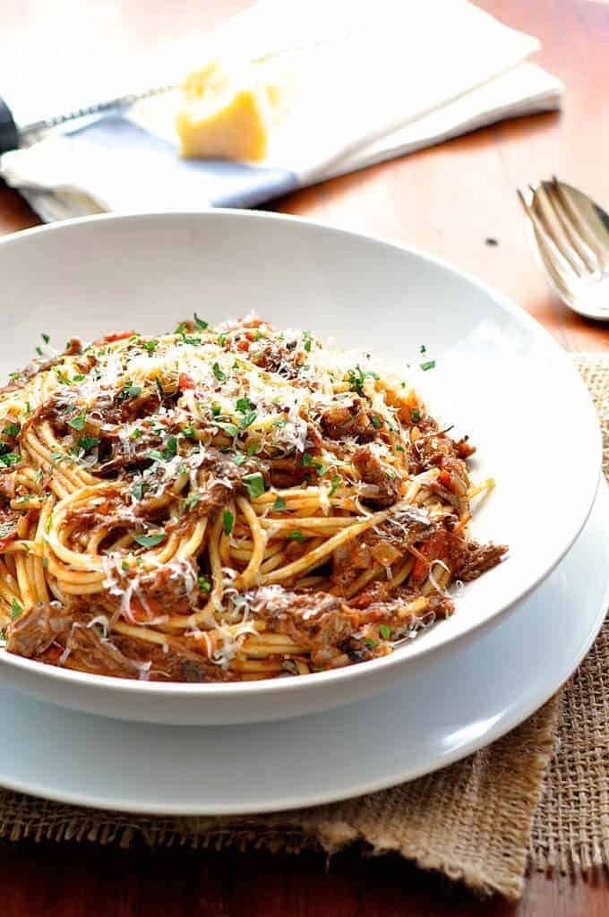 Ragu de Carne de Vită cu Spaghete