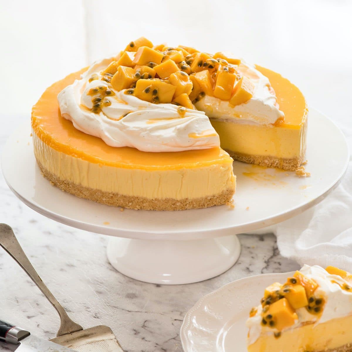 Cheesecake Fără Coacere cu Mango