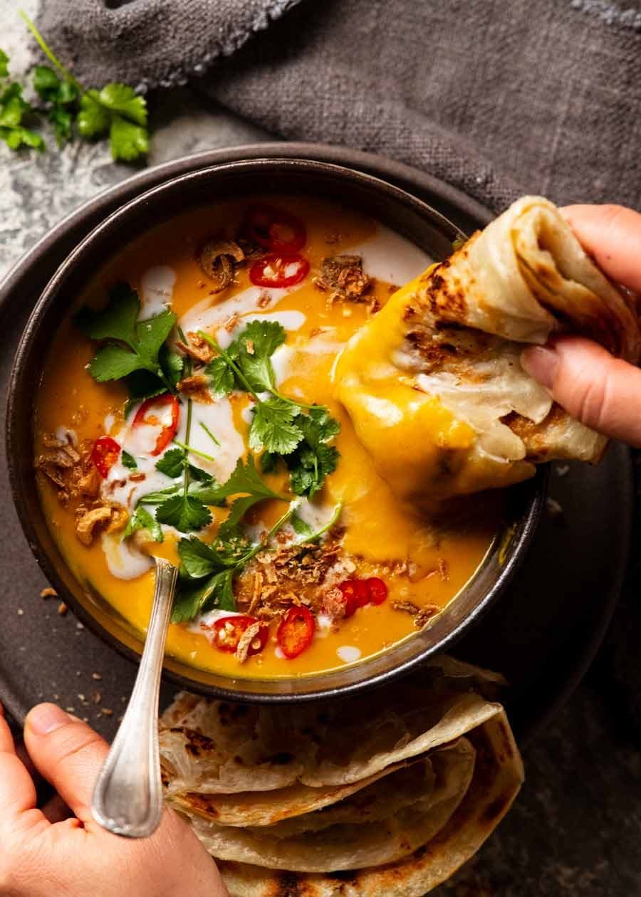 Supă de dovleac cu lapte de cocos thailandez