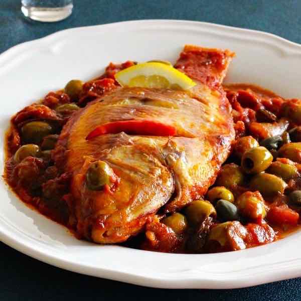 Huachinango a la Veracruzana (Vivaneu la sos de Veracruz