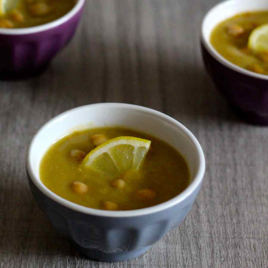 Supă de Revithia (Poi Chiches)