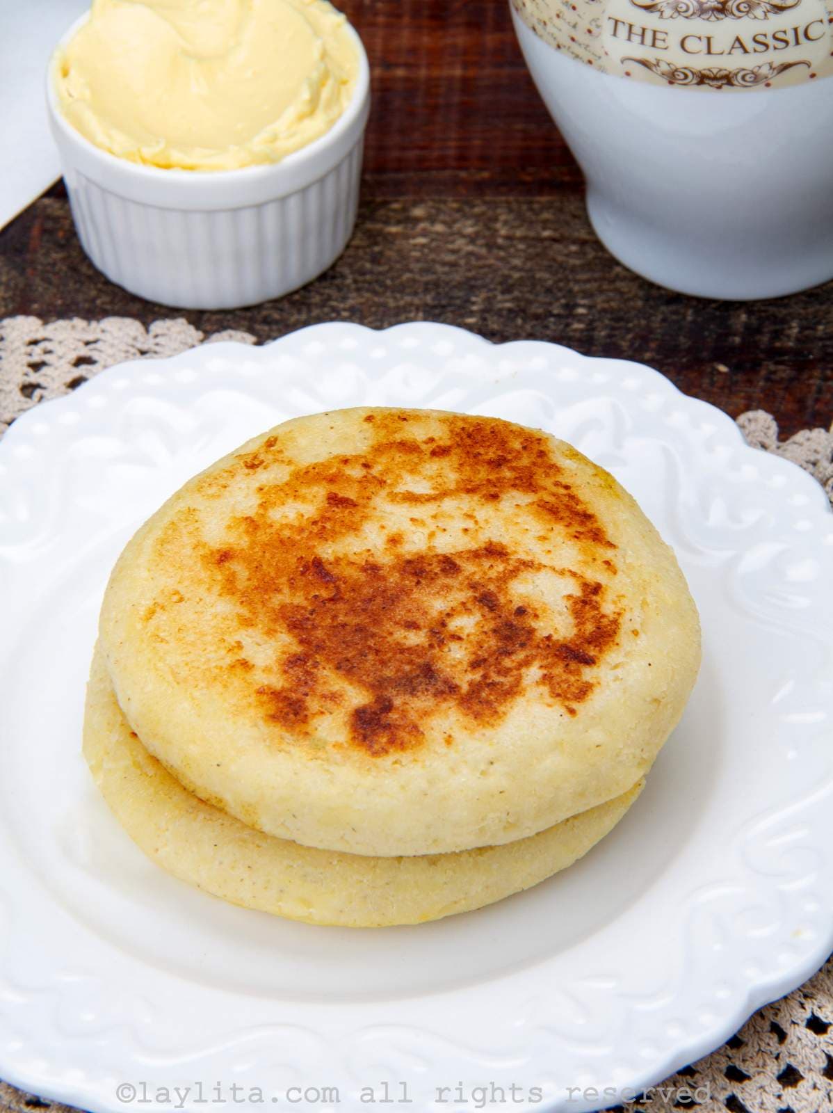 Colombian Cheese Arepas (Arepas de Queso)