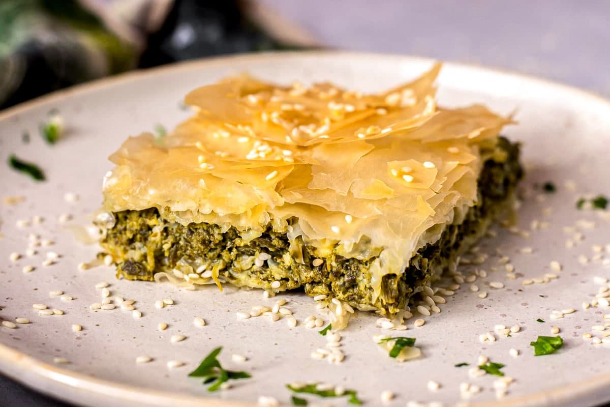 Spanakopita (Tartă Grecească cu Spanac și Feta)