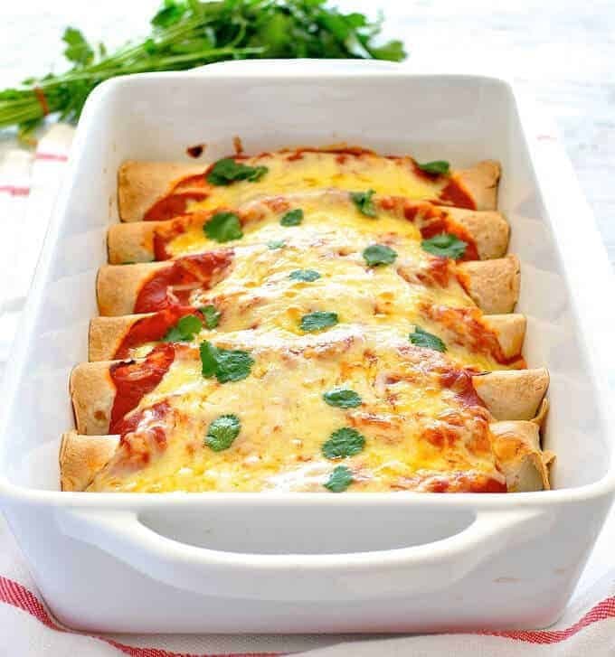 Enchiladas cu Carne de Porc Tăiată (Pulled Pork Enchiladas)